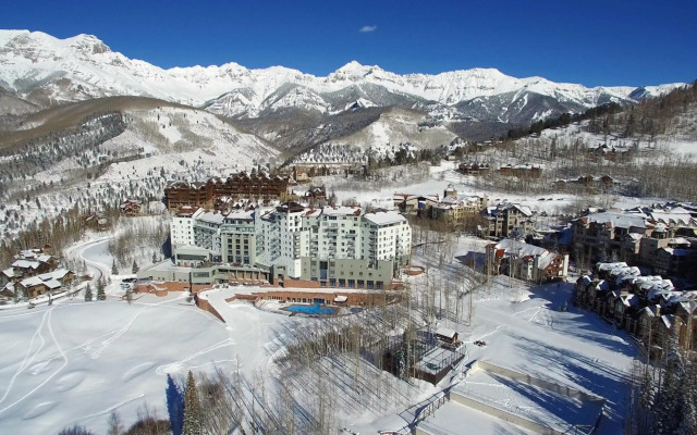 The Peaks Resort and Spa
