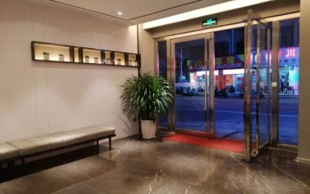 Homeinn Selected Hotel (Kunming Railway Station)