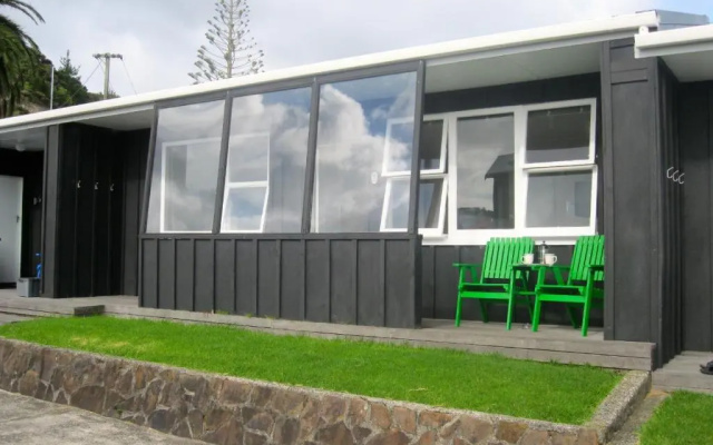 Flaxmill Bay Motel Unit 2 - Flaxmill Bay