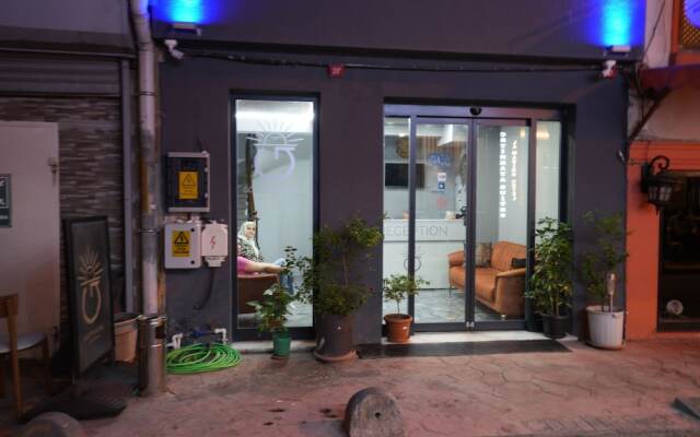 Отель Gokotta Suite