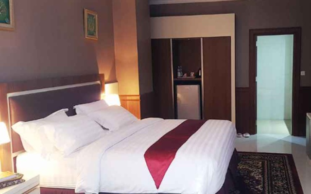 Hotel Sakura Syariah – Guest Rooms – Lubuk Basung