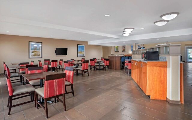 Comfort Suites Foley
