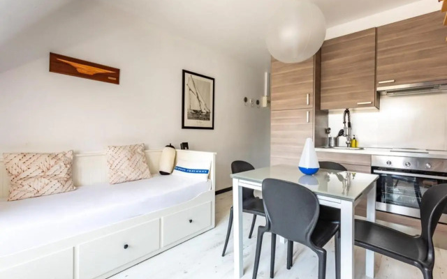 Le CAPUCIN - Petit duplex avec place de parking