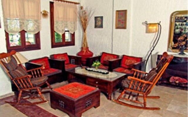 Hotel Pela