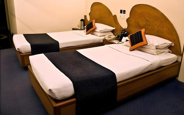 Hotel Midtown Pritam