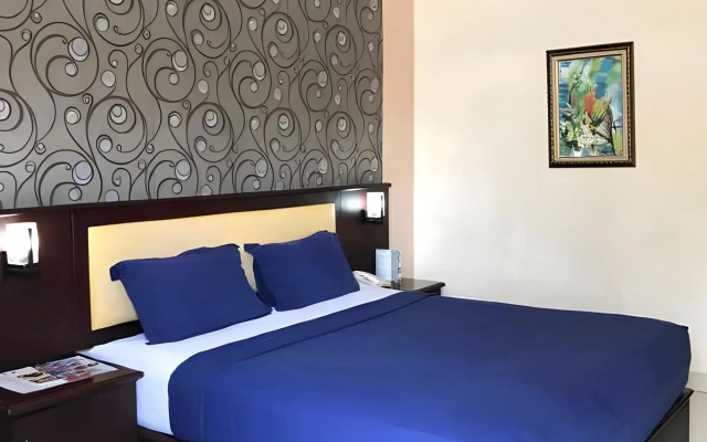 Grand Sari Hotel