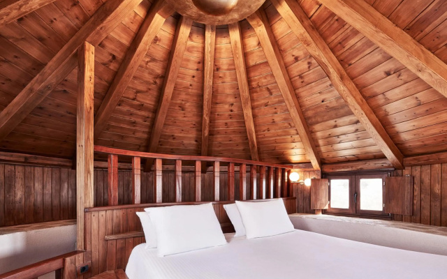 Bellevue On The Beach Suites