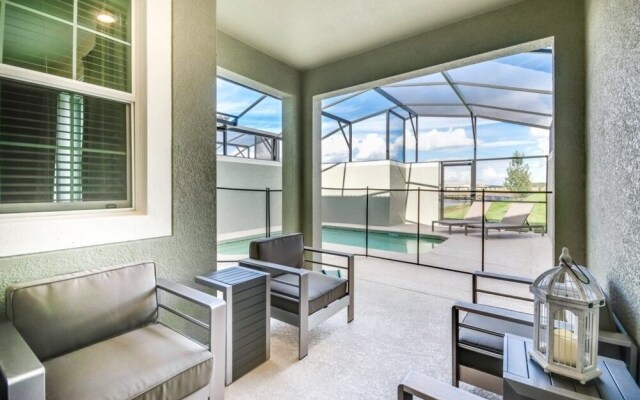 4 Bed Storey Lake Resort With Lazy River 4 Bedroom Townhouse by RedAwning