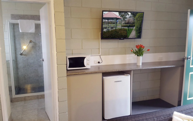 Daylesford Central Motor Inn