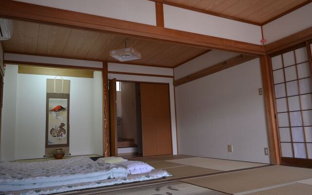 Guest House Hennka Kyoto