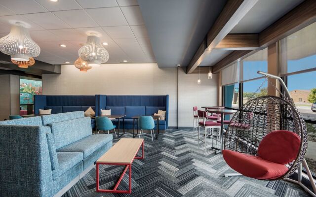 Tru by Hilton Warsaw