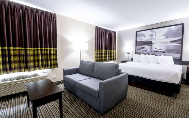 Super 8 by Wyndham Truro NS