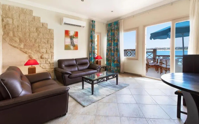 Golden Ocean Marina Hotel