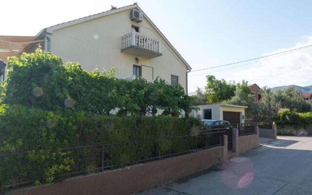Apartments Corana