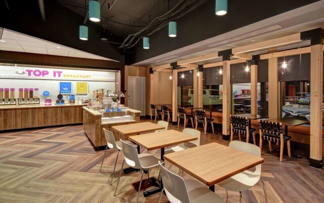 Tru by Hilton Raleigh Durham Airport