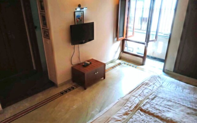 Captivating 2-bed Apartment in New Delhi