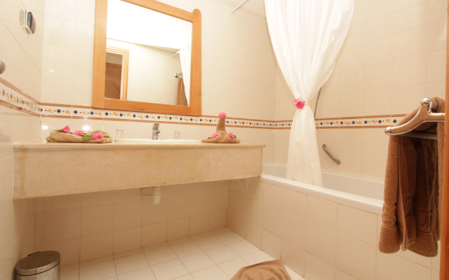 Hotel Zita Beach Resort
