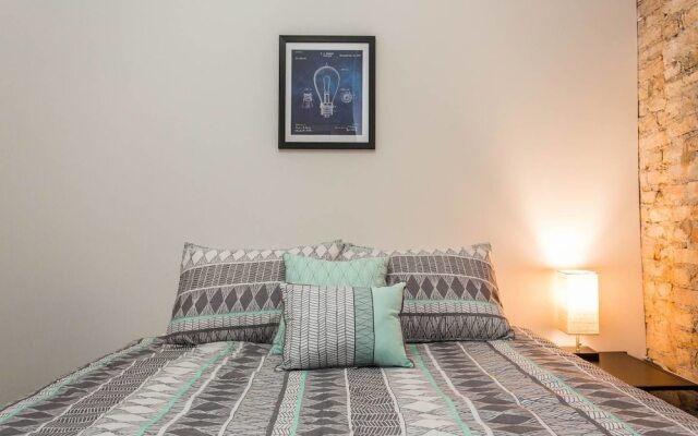 Handsome Mccormick 3bd-2ba Loft