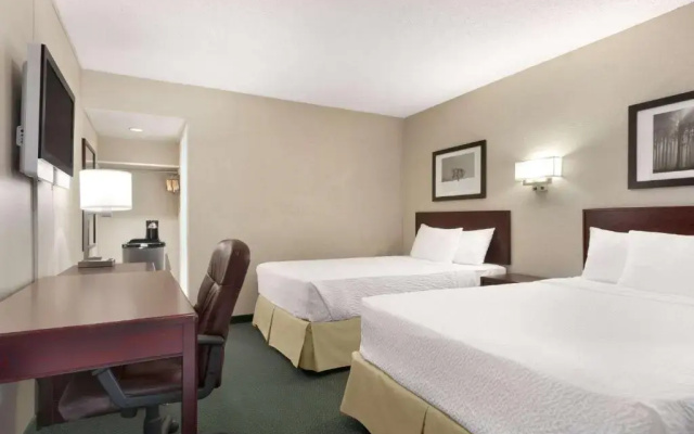 Days Inn - Lethbridge