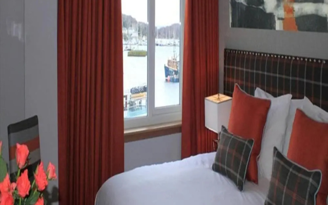 Anchor Hotel