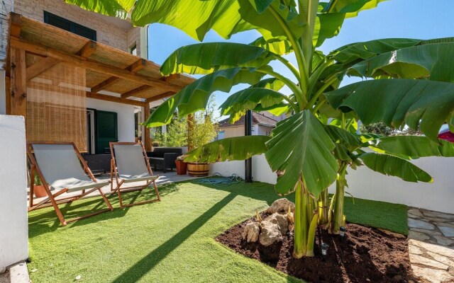 Beautiful Apartment in Turanj With Wifi and 1 Bedrooms