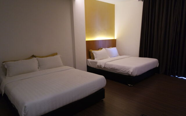 Place2Stay Business Hotel - Waterfront