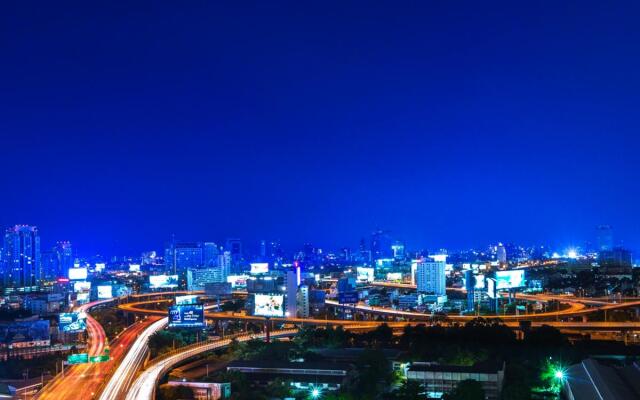 Eastin Hotel Makkasan (SHA Extra Plus)