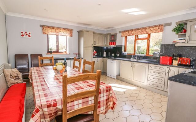 Vrongoch Cottage