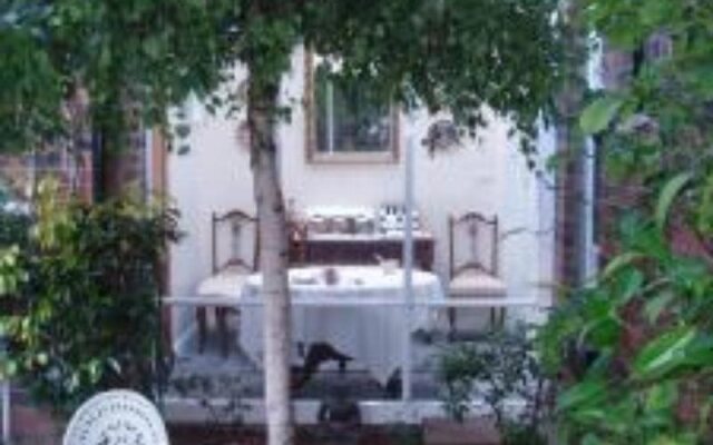 Atrium Apartment Bed & Breakfast