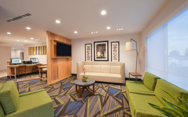 Holiday Inn Express Donaldsonville