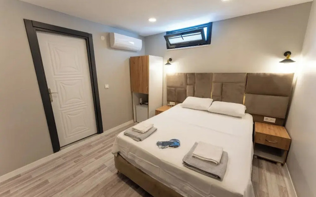 Lacasa Royal Hotel