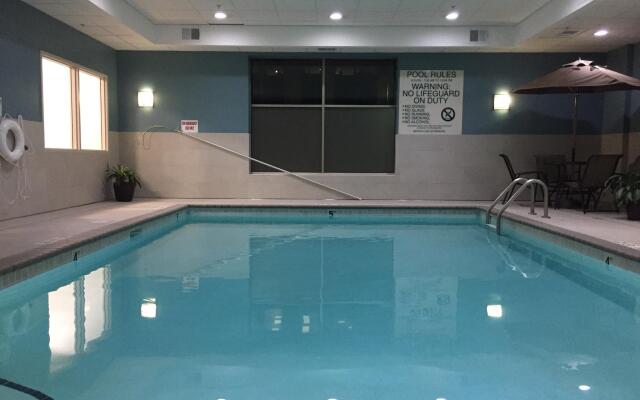 Holiday Inn Express Hotel & Suites Downtown Minneapolis by IHG