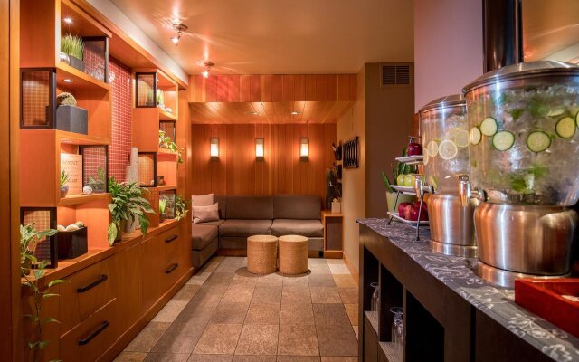 Banff Caribou Lodge and Spa