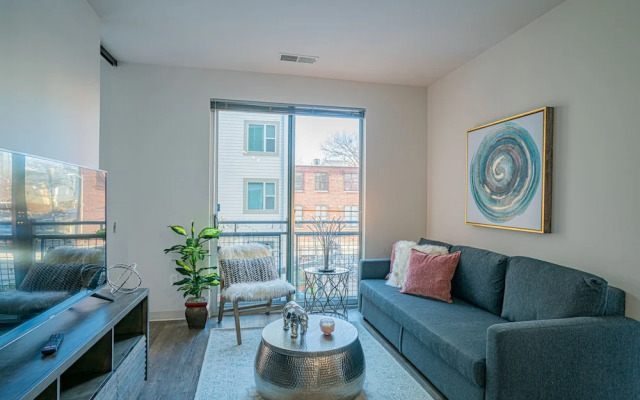 Washington DC Luxury Suites by H