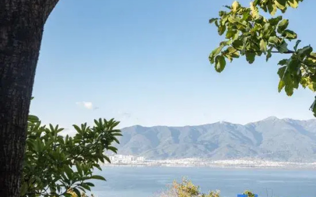 Zhishan VILLA Seaview Hotel, Dali