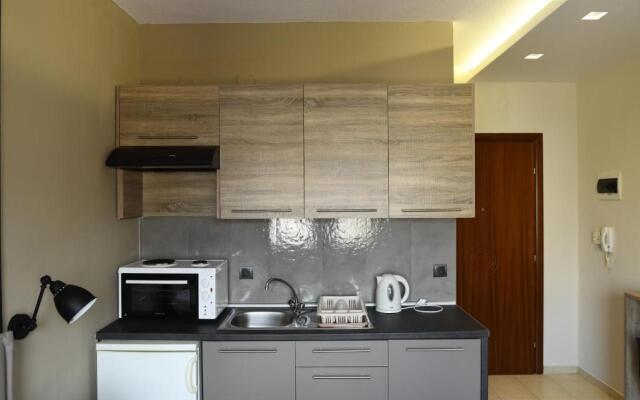 4 Seasons Luxury Apartments