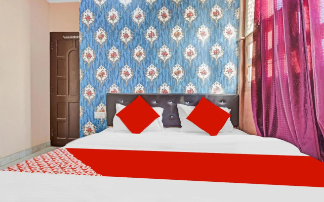 OYO Flagship 80582 Hotel Daily 2