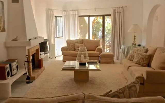 Akisol Vale do Lobo Beach