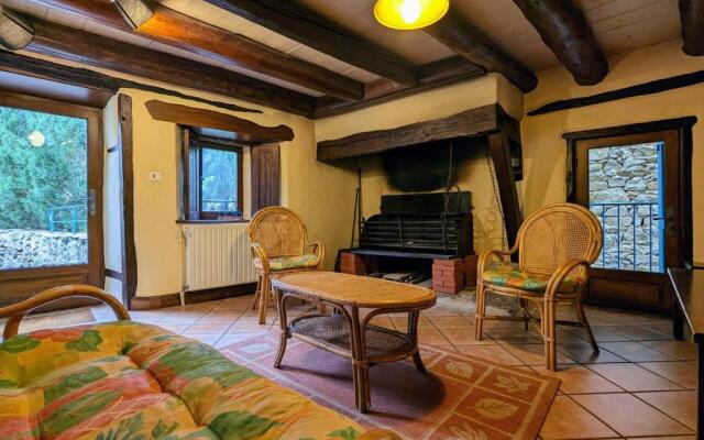 Gîte Villeneuve-d'Allier, 6 pièces, 10 personnes - FR-1-582-183