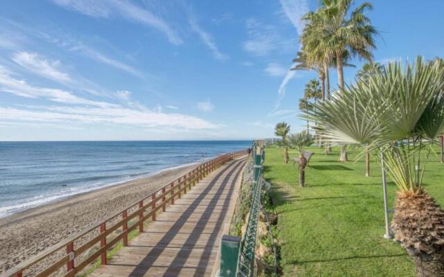 MI CAPRICHO B17 Beachfront Apartment