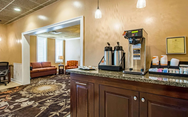 Clarion Inn & Conference Center