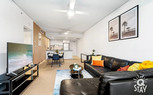 Sierra Grand Broadbeach  Q Stay