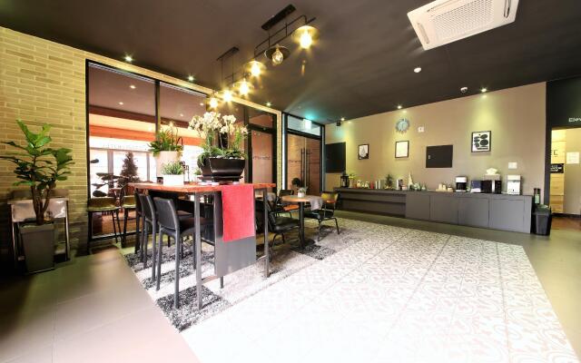 Star Hotel