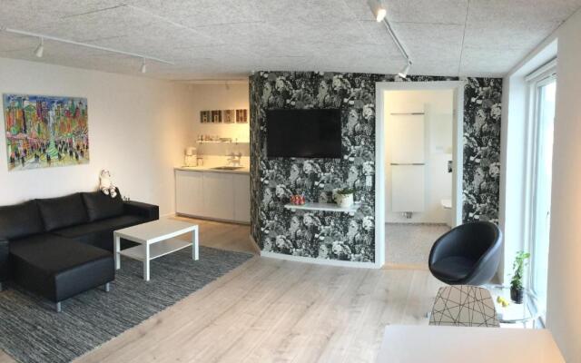 Lucky 3 Apartments
