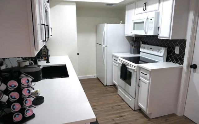 Newly Updated Cozy Home