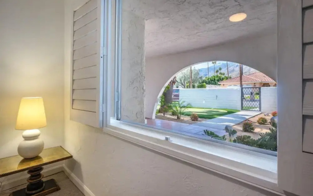 Mountain View Mid-century