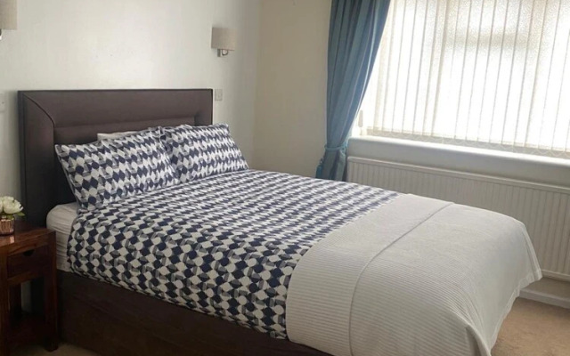 Glendale close - Huku Kwetu - 4 Bedroom