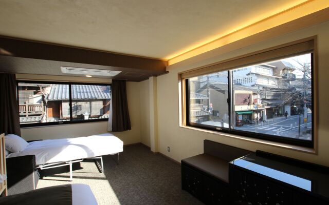 Hotel ALZA KYOTO