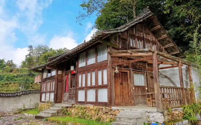 Heart of the Mountains · Jiayi Homestay