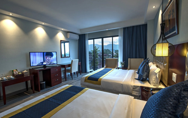 Confetti Garden Hotel